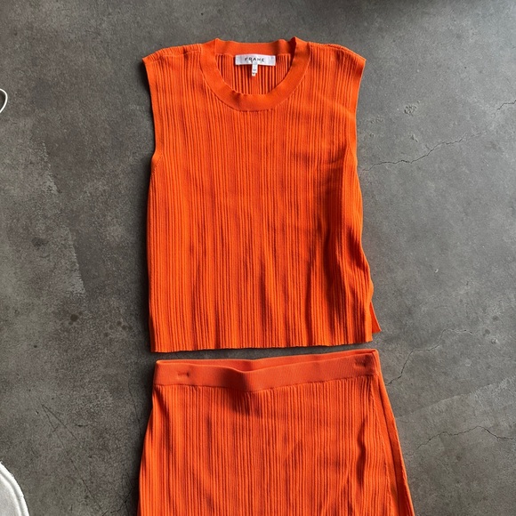 Frame Rib Skirt Set - Picture 5 of 5